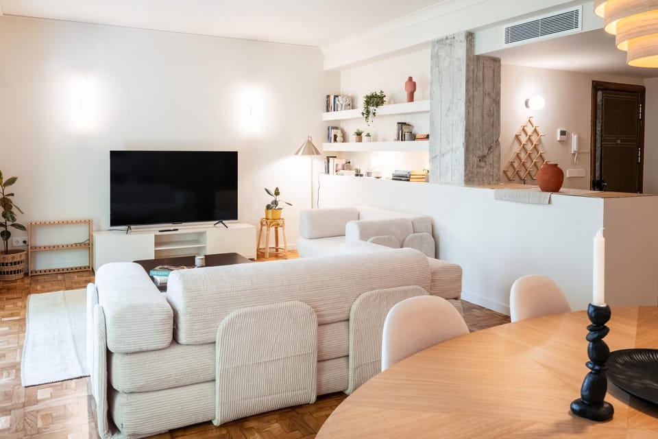 CasaLola - tranquilo, luminoso y espacioso piso en el centro Apartment in Zaragoza