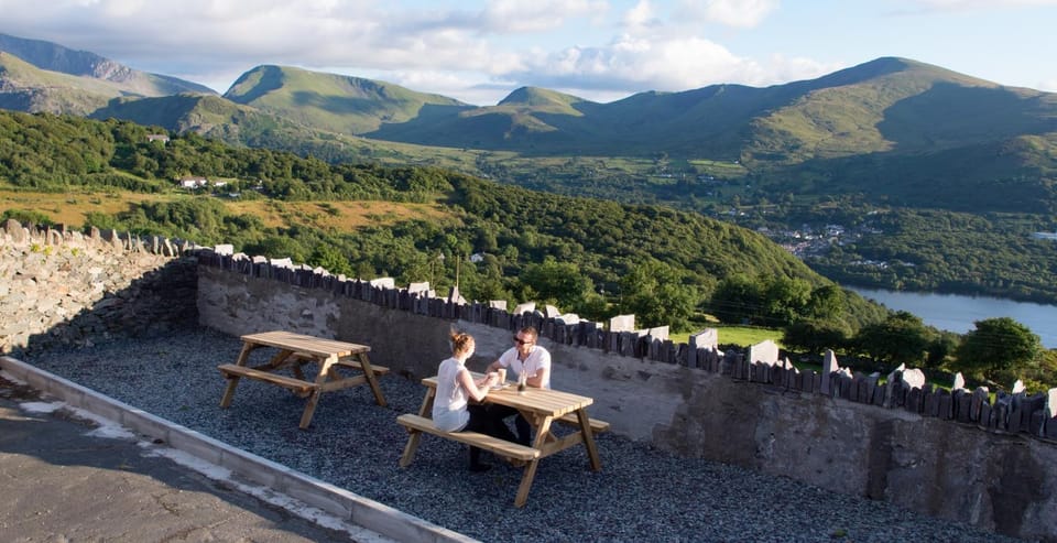 Summer, Garden, Seating area, Guests, Area and facilities