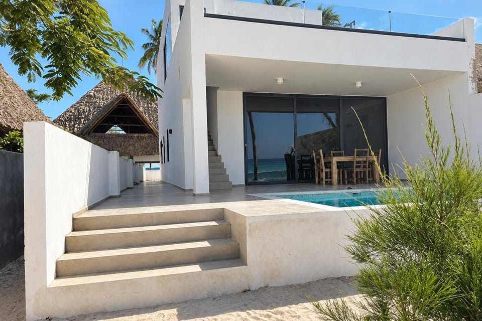 Property building, Pool view