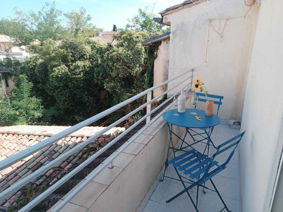 Balcony/Terrace, Inner courtyard view