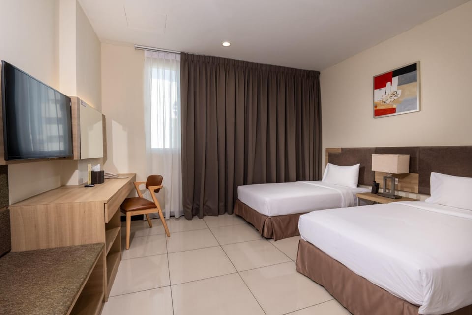 Bed, TV and multimedia