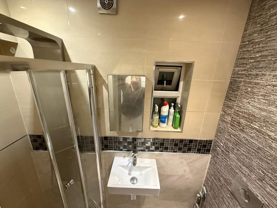 Lovely room Wembley London Bed and Breakfast in Wembley