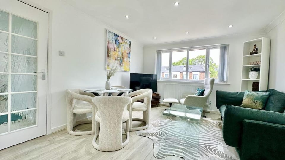 Sunshine Place Barnet Apartment in London
