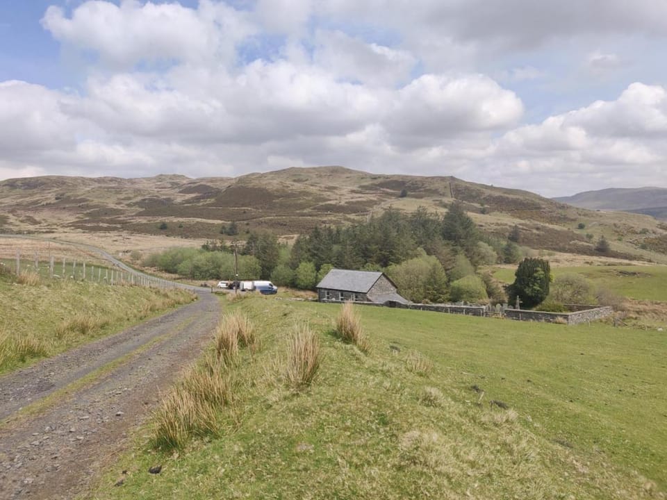 Brand New Luxury Cabin at heart of Snowdon Park Cabin in Trawsfynydd