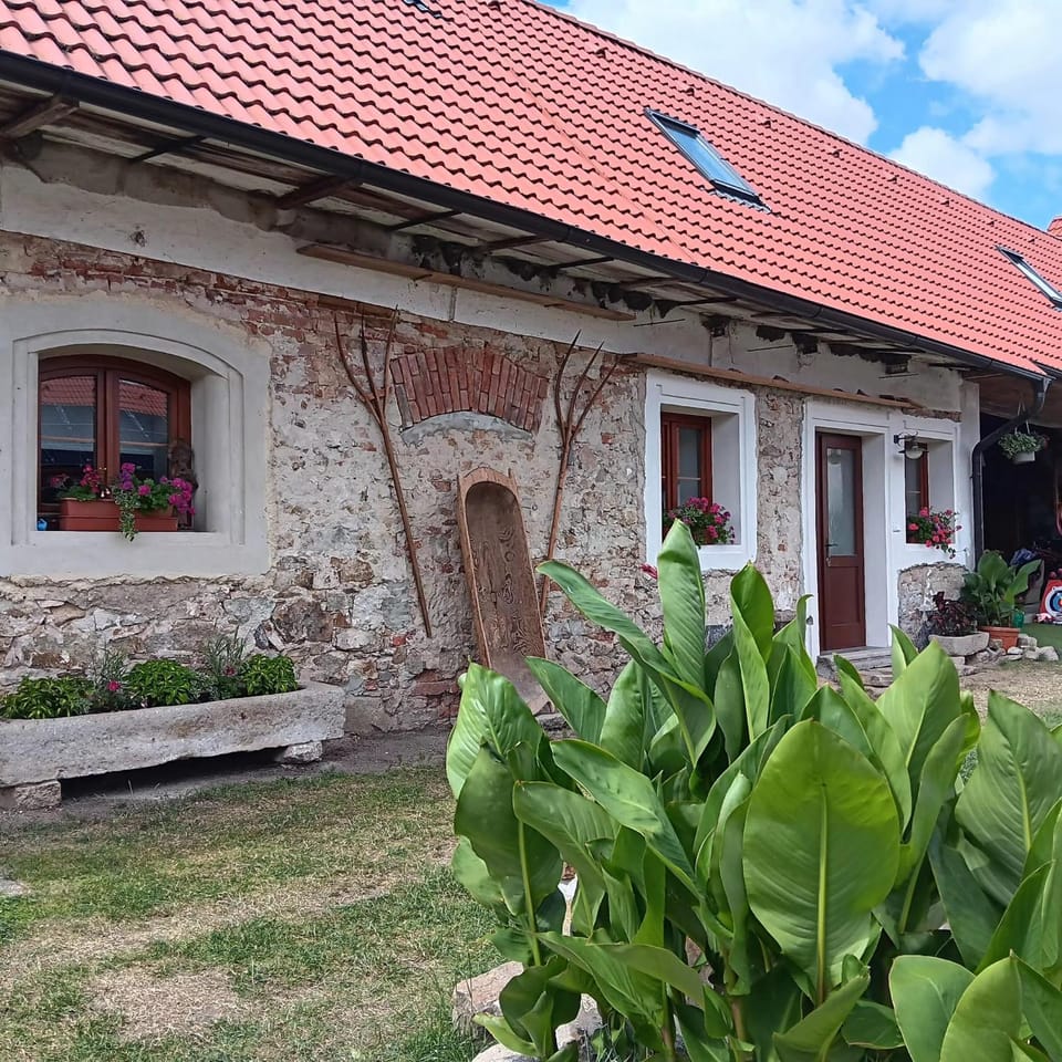 Chalupa - Maštal Bed and Breakfast in South Bohemian Region