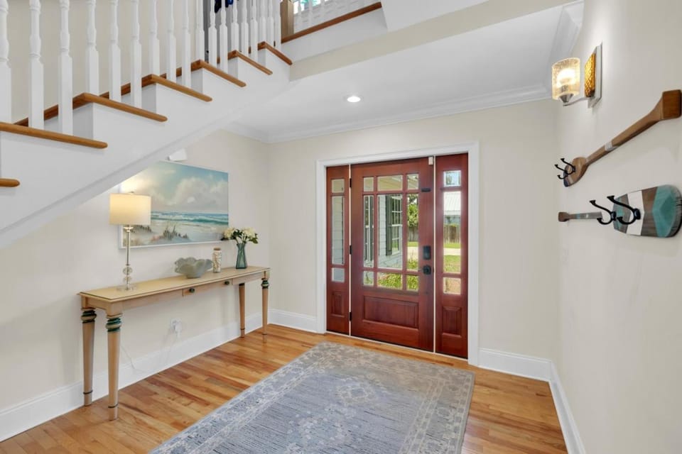 Bay Breeze Retreat, 6BR Group Getaway, Sleeps 15 House in Highway 30A Florida Beach