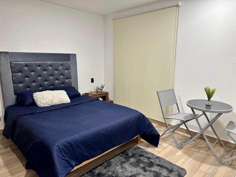 1 recámara 1 cama queen 1-2 personas Bed and Breakfast in Pachuca