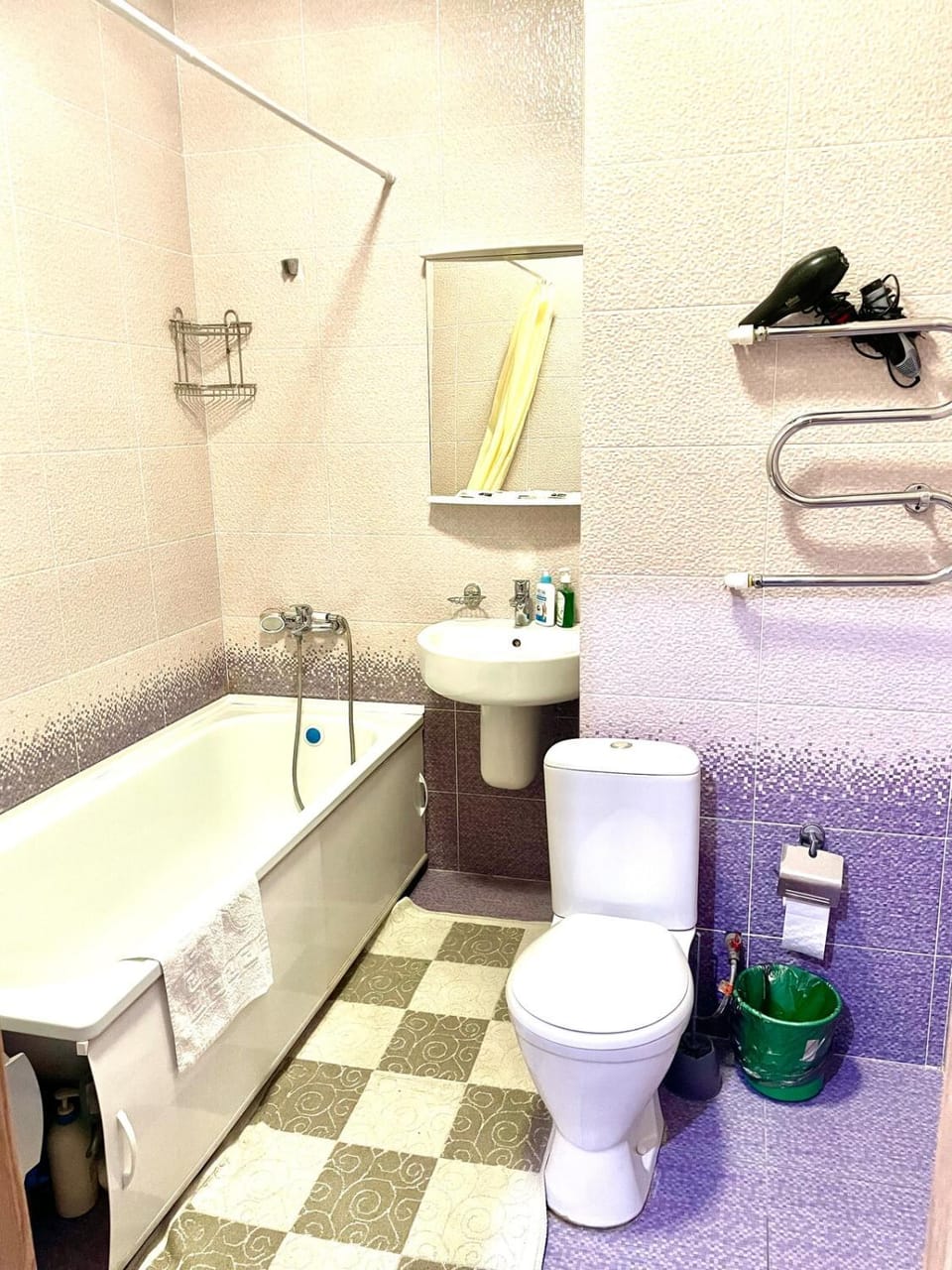 Shower, Toilet, Bathroom, Bath, towels