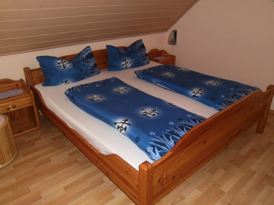 Weingut u. Gästehaus Menten Bed and Breakfast in Cochem-Zell