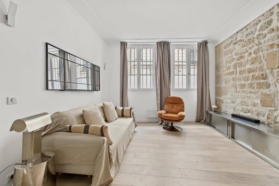 Art & Museums Village Saint-Paul Apartment in Paris