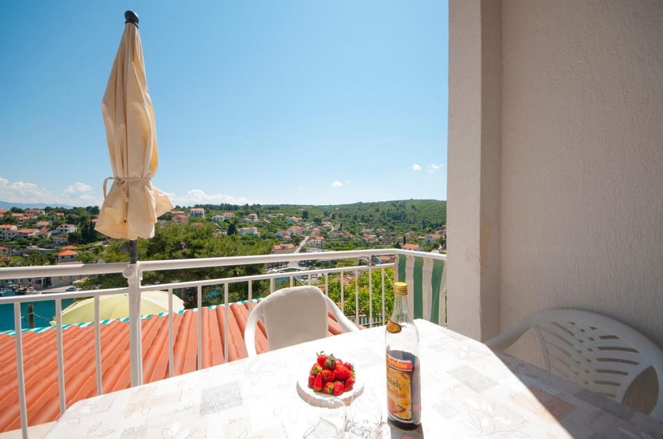 Balcony/Terrace, Dining area