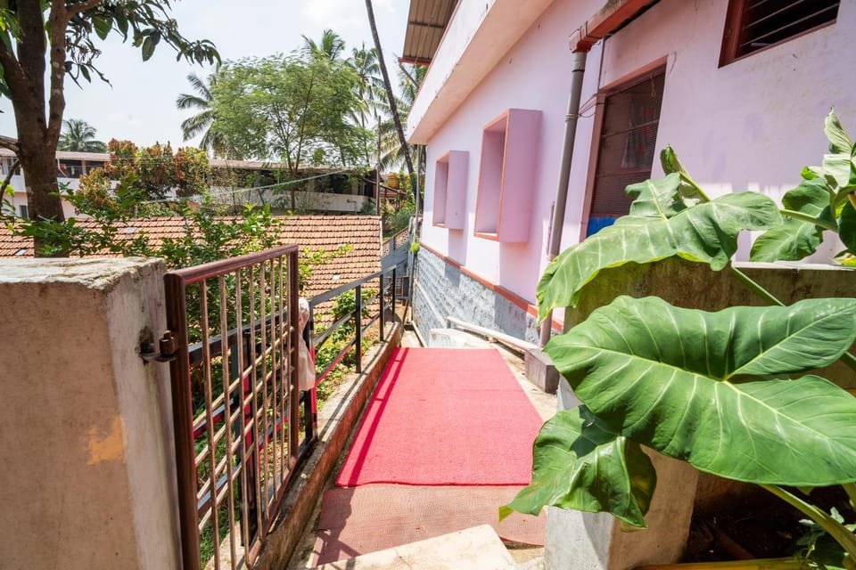 Sharada Temple Stay in the Heart of Sringeri House in Karnataka
