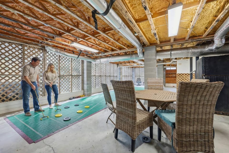 Coastal Luxe Retreat - Heated Pool - Games - Games House in North Forest Beach