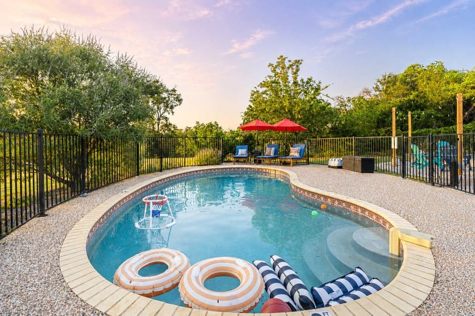 The Canyon Social Pool Hot Tub Sport Court House in Texas
