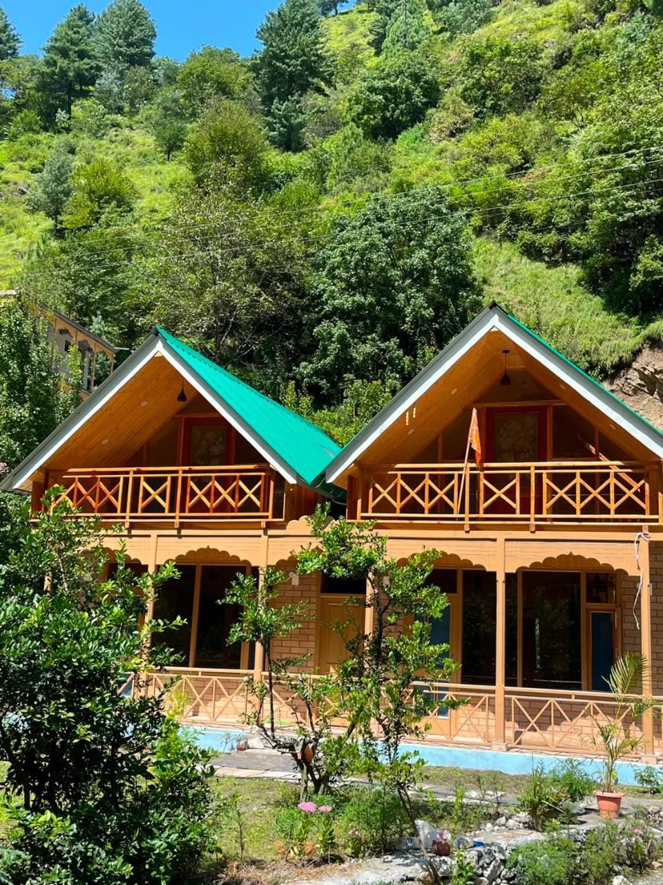 Himalayan River Nook Cottages Ropa Sainj Valley Vacation rental in Himachal Pradesh