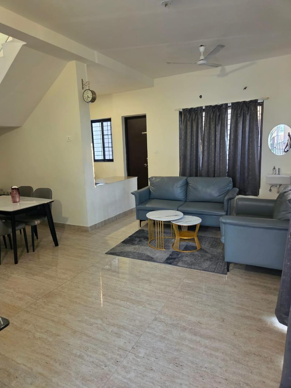 TV and multimedia, Living room, Seating area