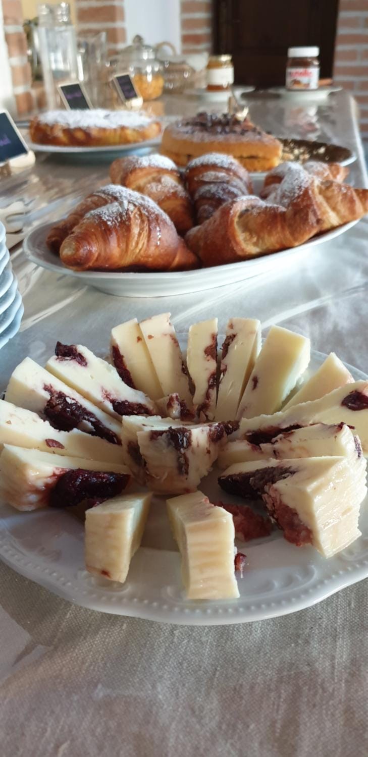 Buffet breakfast