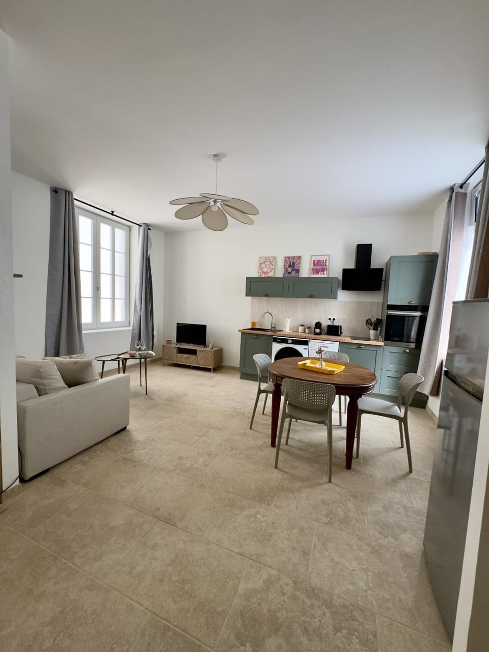 TV and multimedia, Living room, Dining area, kitchen