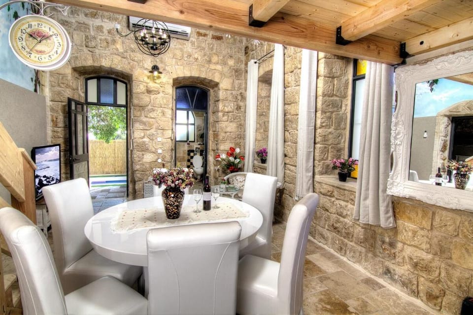 Moses Luxury apartments maayan mansion Apartment in North District