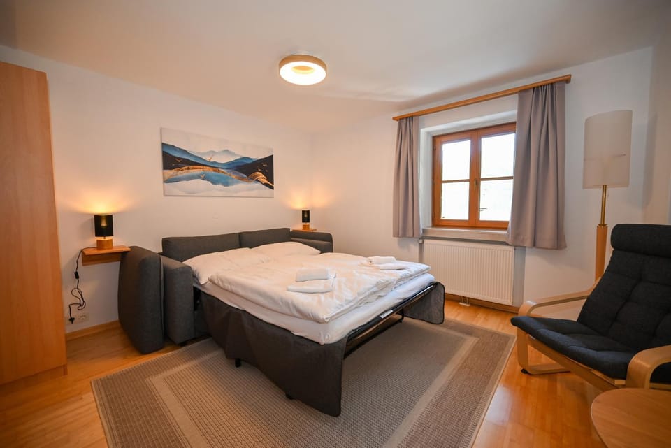 Bed, Living room, Photo of the whole room