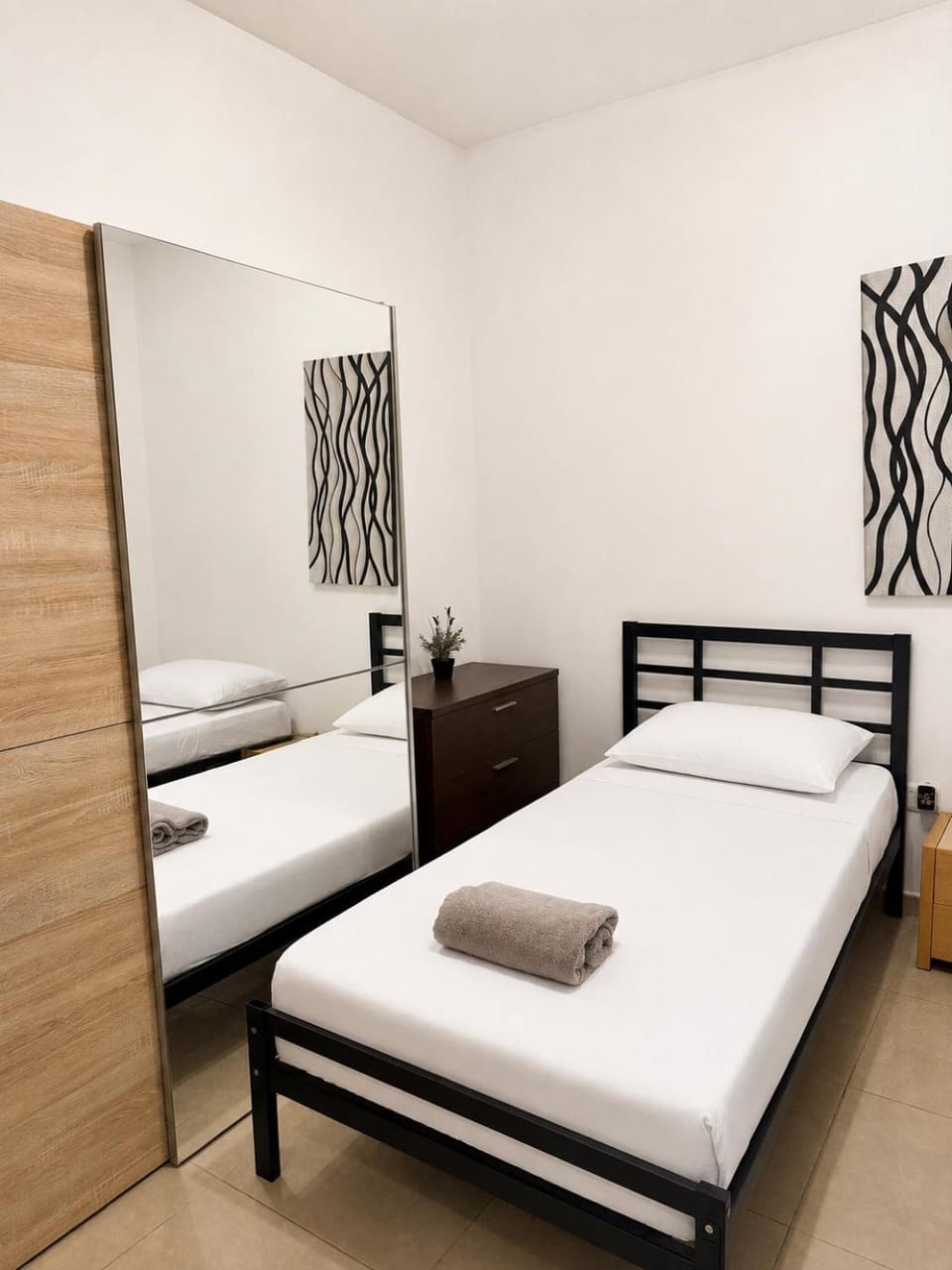 Sea view 5 - The Onyx Apartment in Sliema