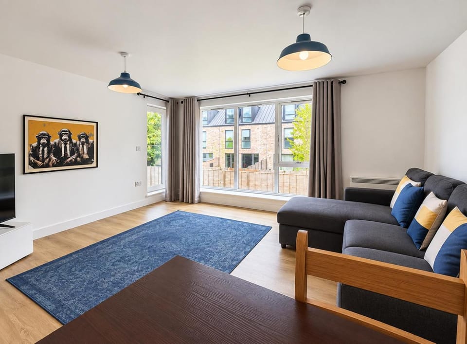 Cambridge City Apartments - Parking Available Apartment in Cambridge