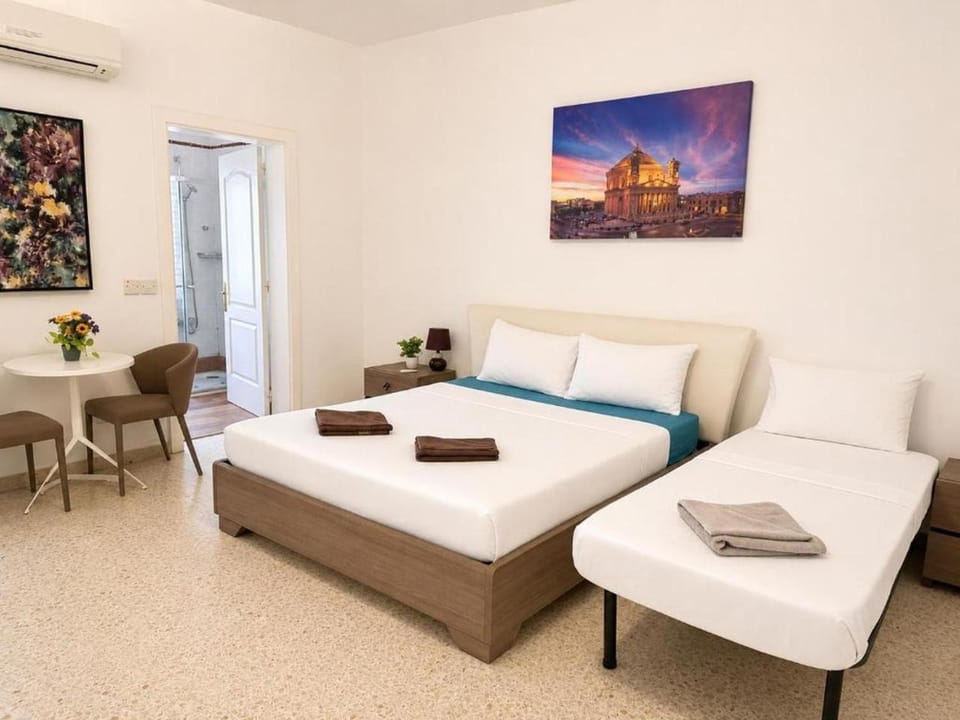 The Heaven - Sea View 2 Apartment in Sliema