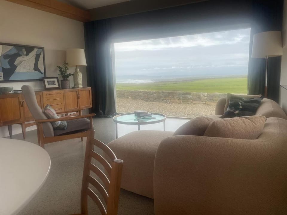 Natural landscape, Living room, Seating area