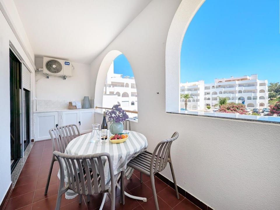 View (from property/room), Balcony/Terrace, furniture