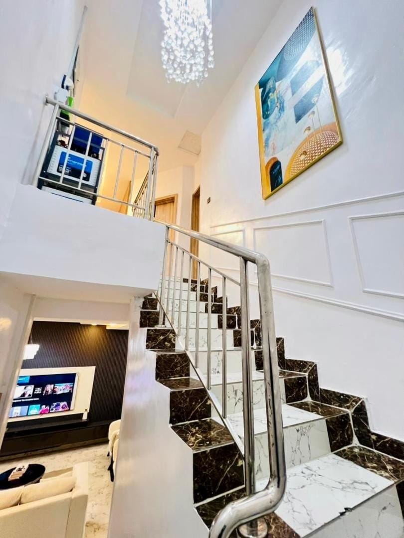 Luxurious 4 Bedroom House Lekki Apartment in Lagos, Nigeria
