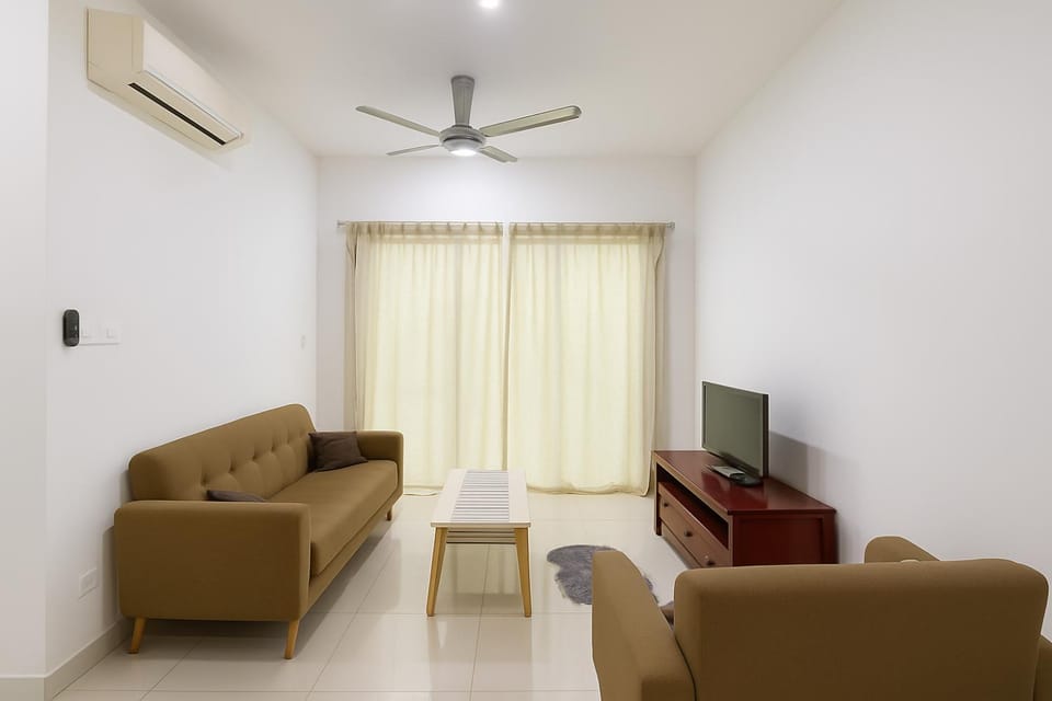 TV and multimedia, Living room, Evening entertainment