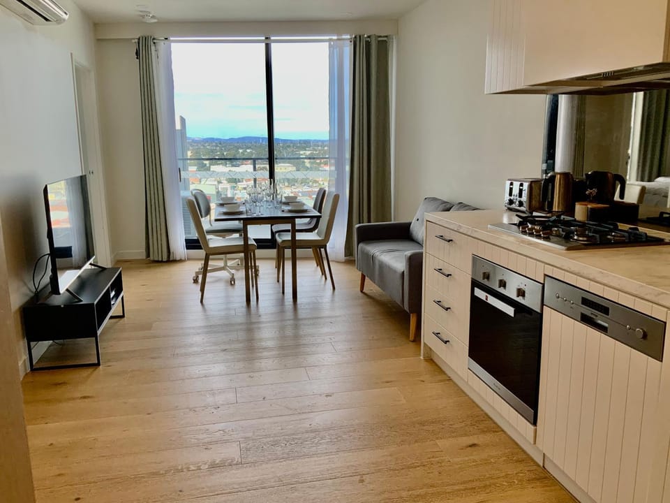 Twin King Ensuite Apartment in City of Monash