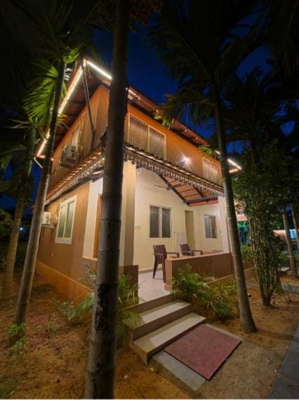 the leela grove cottages Bed and Breakfast in Karnataka