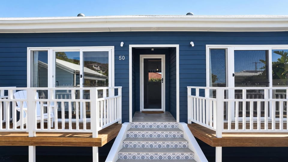 Fingal Tide House and Studio House in Fingal Bay