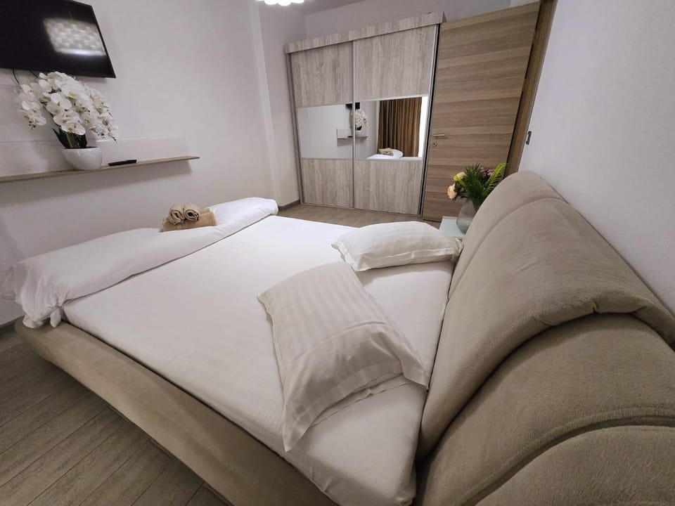 Sea Breeze Luxury Apartment Apartment in Constanta