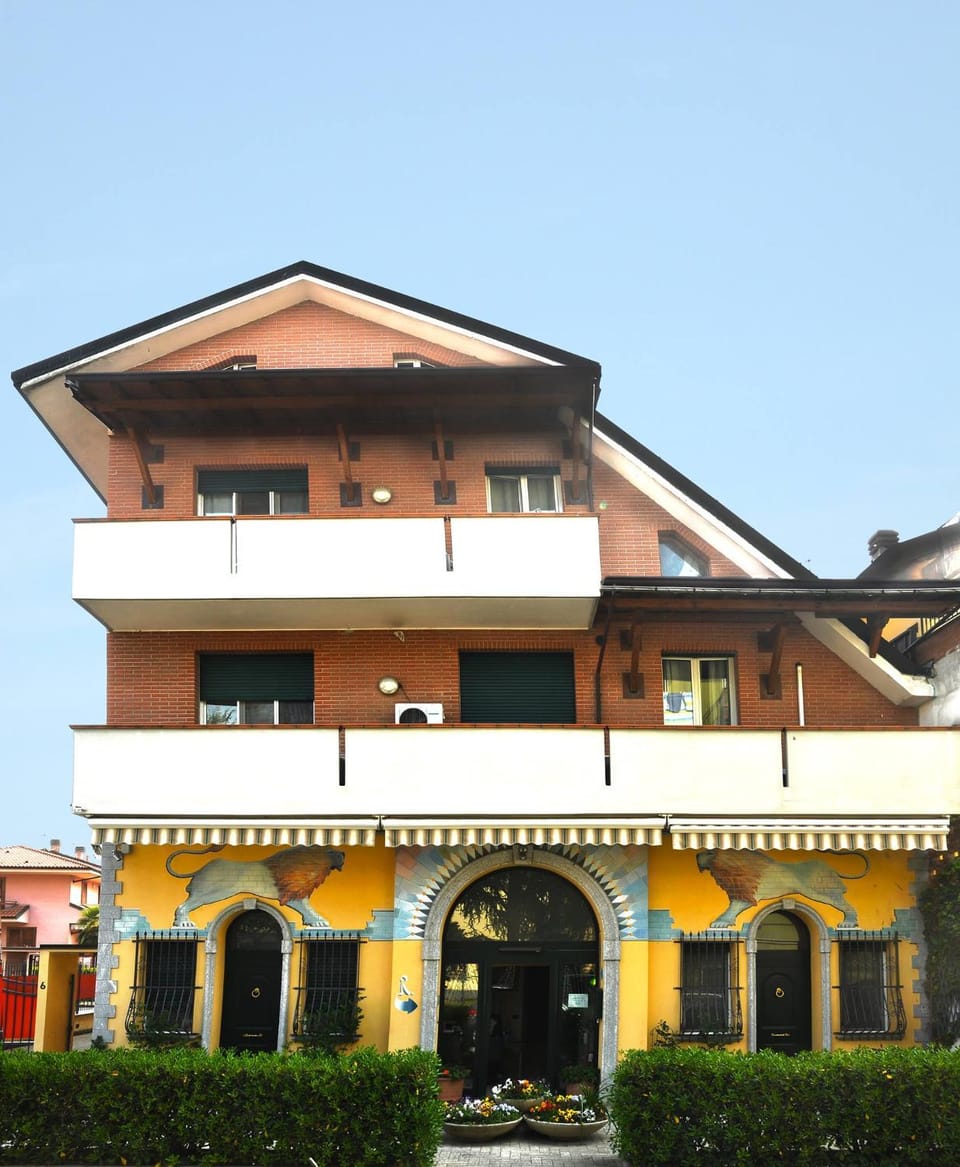 Borromeo Residenze Service s.a.s Bed and Breakfast in Lombardy