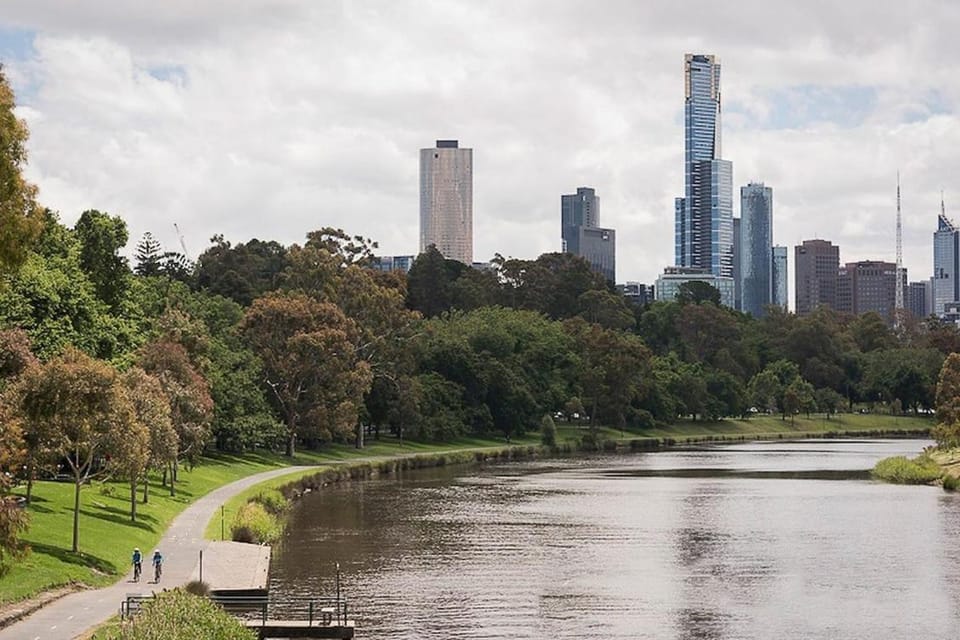 Yarra Deluxe Free Pool Gym Spa 4Bed SAGA stays Apartment in Melbourne