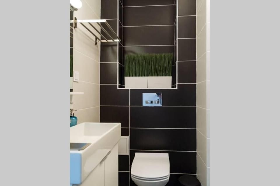 Toilet, Bathroom
