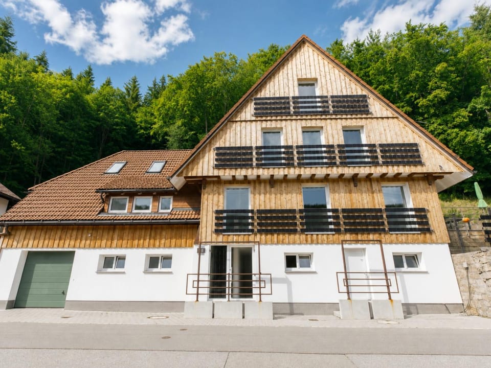 Ferienhaus zur Talsperre | Furtwangen im Schwarzwald | Hunde willkommen | 20 Personen House in Baden-Württemberg