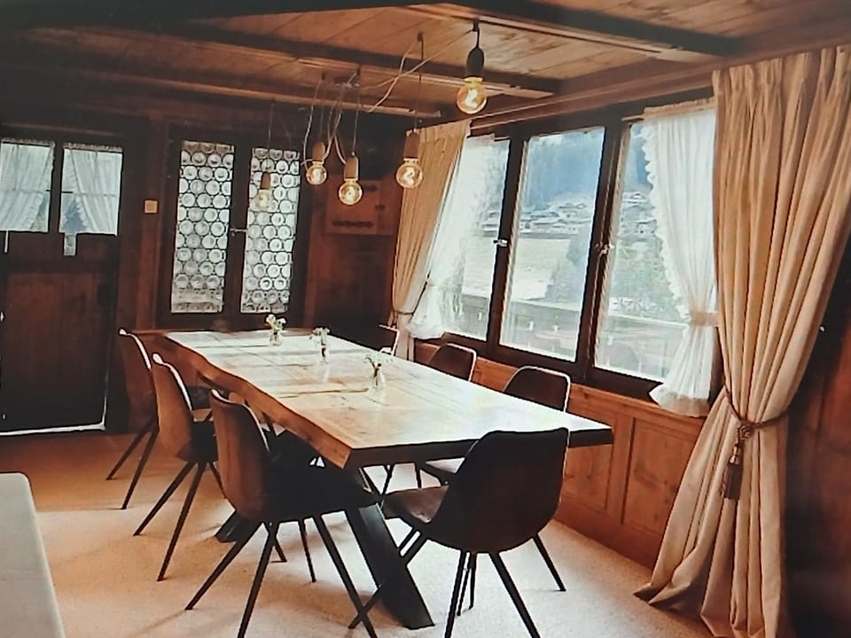 Residence Gstaad House in Saanen