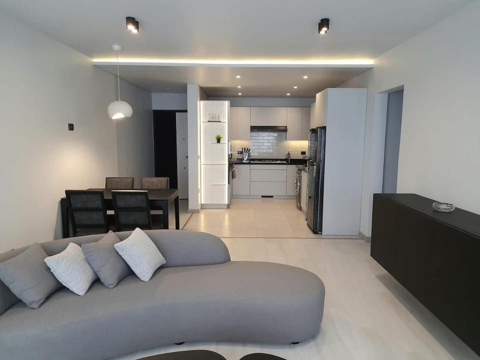 Cozy Modern Apartment , Prime Smouha Location Apartment in Alexandria
