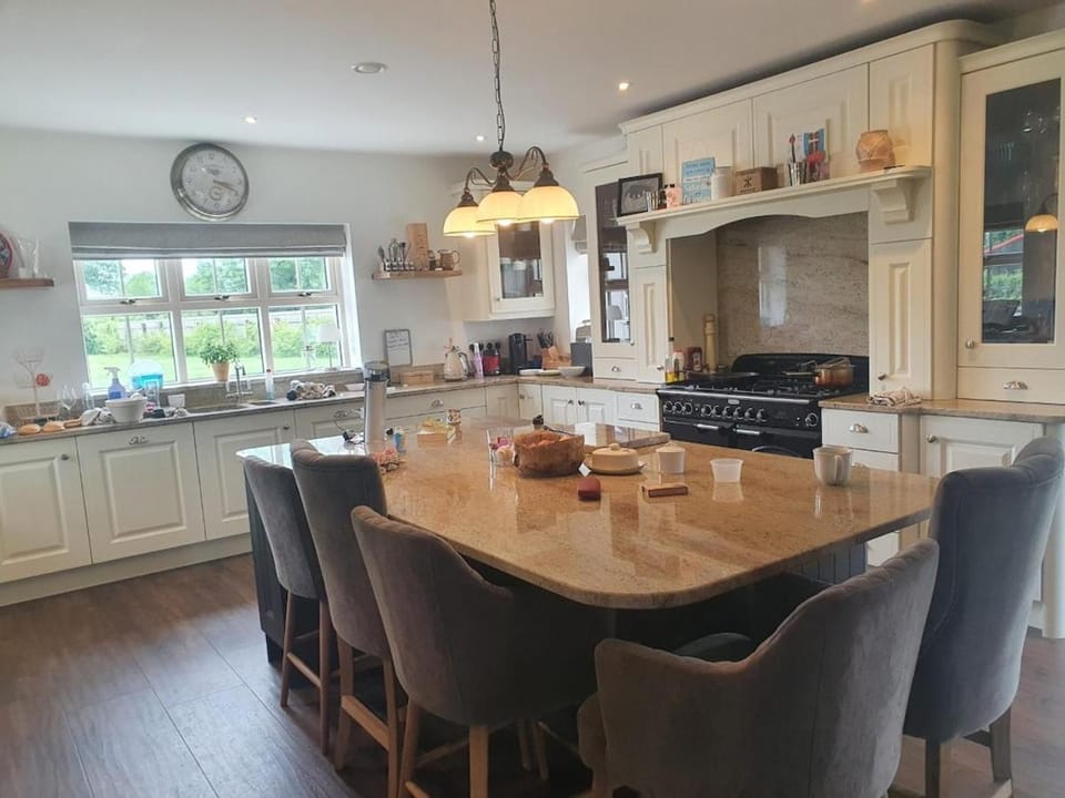 Country House in Portarlington Country House in Ireland