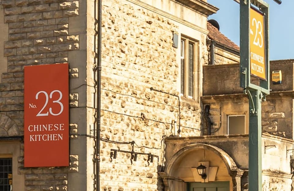 23 - Central Studio with Parking on Bathwick Street Apartment in Bath