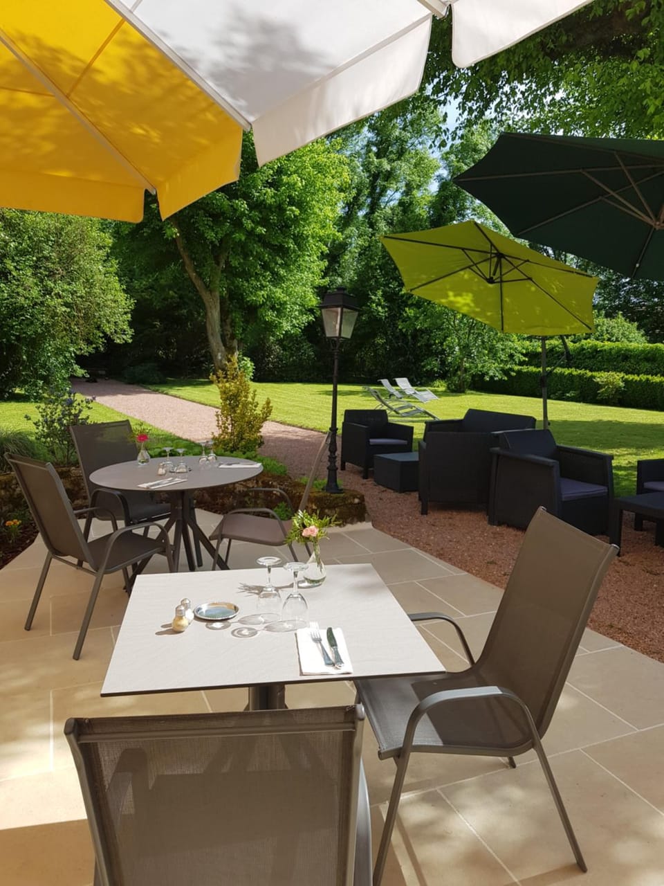 Patio, Restaurant/places to eat, Garden