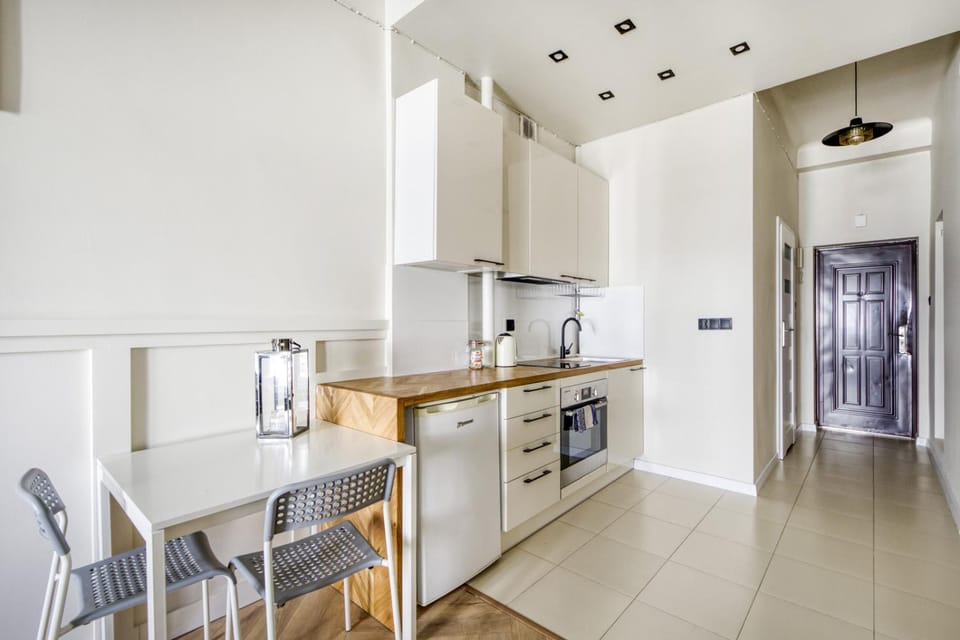 Studio Marszałkowska Apartment in Warsaw