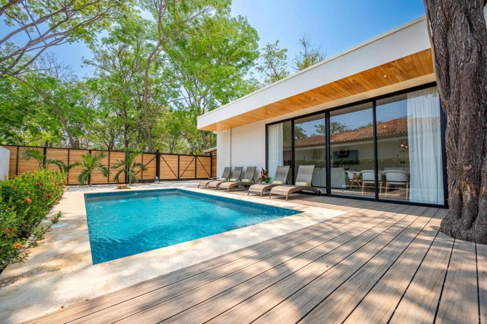 Patio, Pool view, Swimming pool