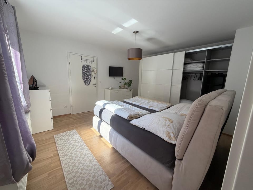 Living room, Bedroom