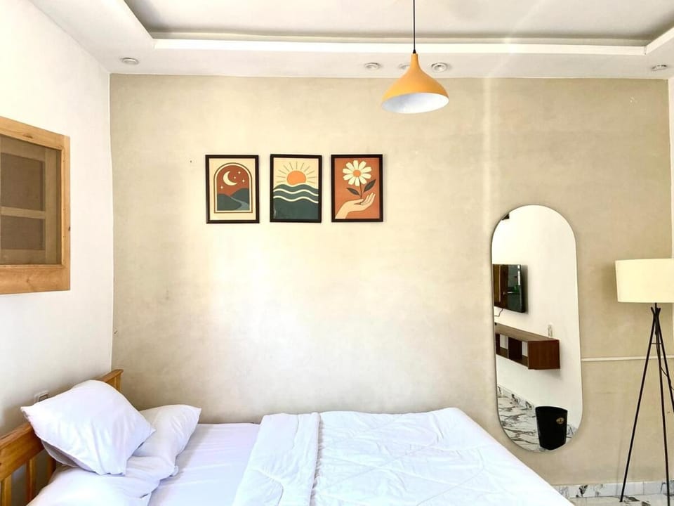 Bed, Photo of the whole room