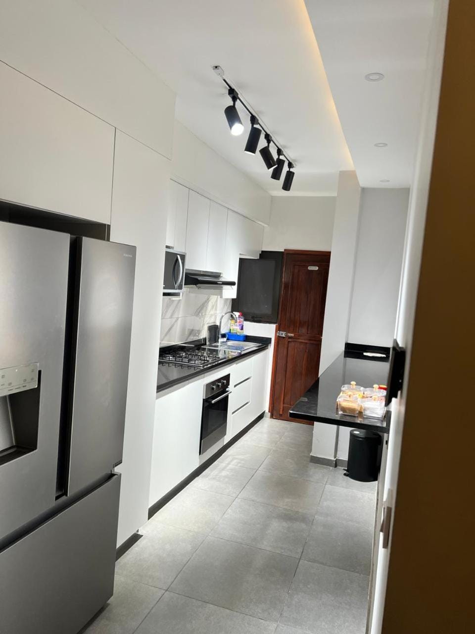 Modern Polana Apartment in Africa