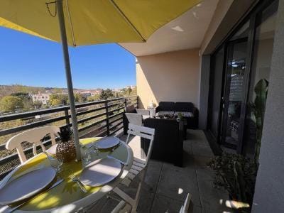 JOLI T2 TERRASSE PARKING AIX Les JARDINS D'ALLORI Apartment in Aix-en-Provence